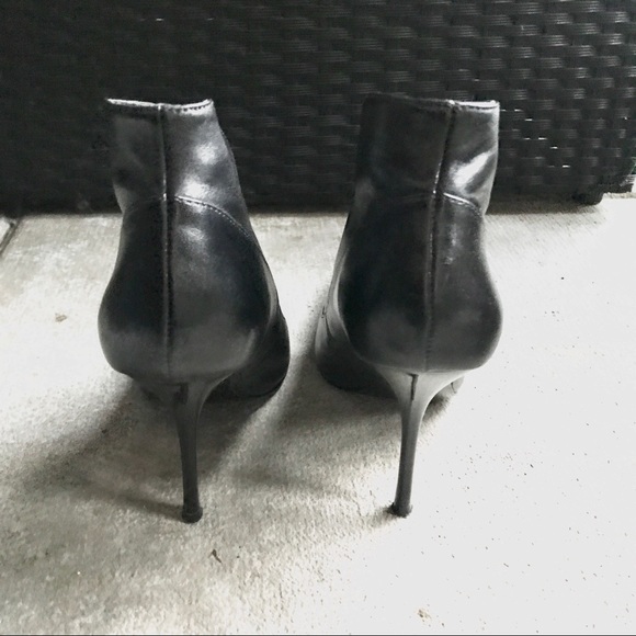 Pointed Toe Leather Ankle Boots - Picture 5 of 6